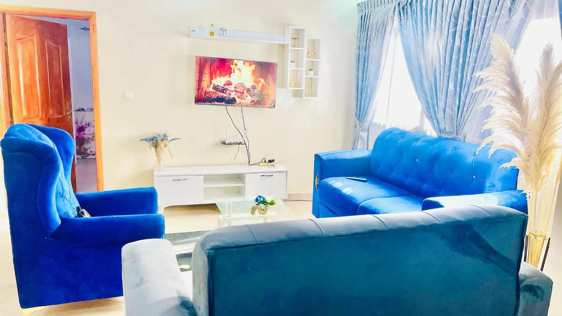 Blue Studio De Bella Dakar